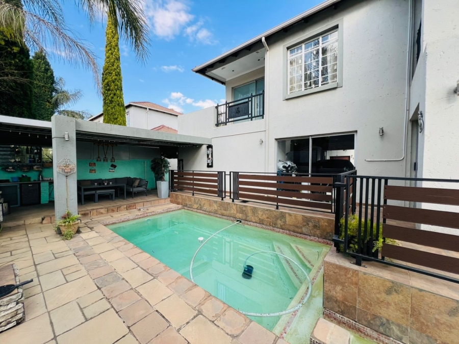 4 Bedroom Property for Sale in Kyalami Gauteng
