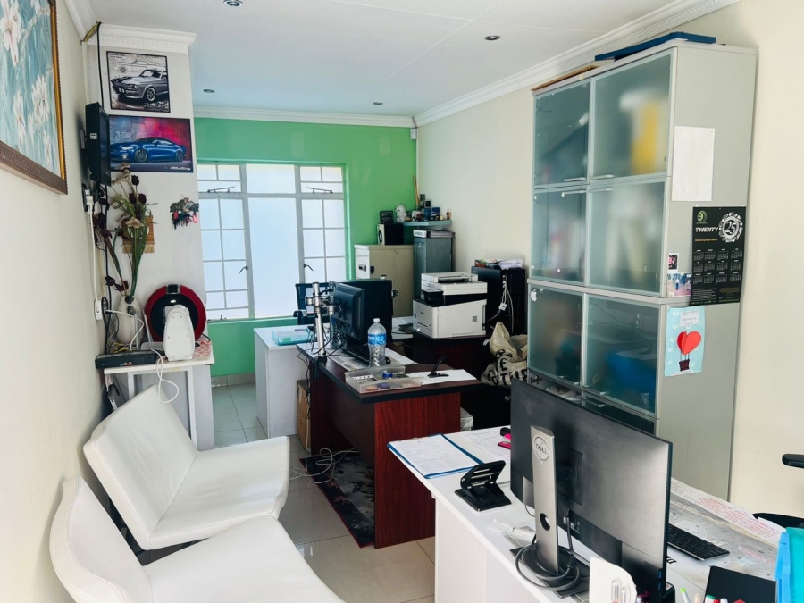 4 Bedroom Property for Sale in Kyalami Gauteng