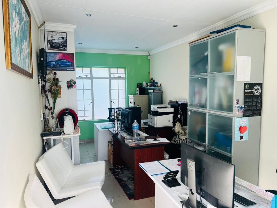 4 Bedroom Property for Sale in Kyalami Gauteng