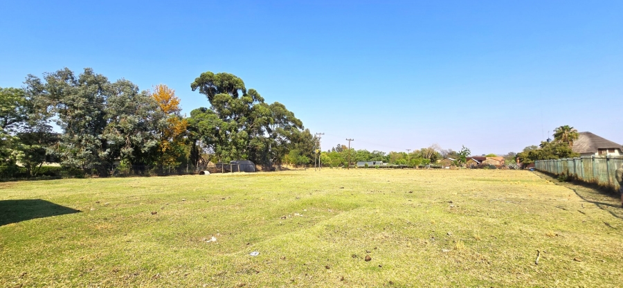  Bedroom Property for Sale in Mnandi Gauteng