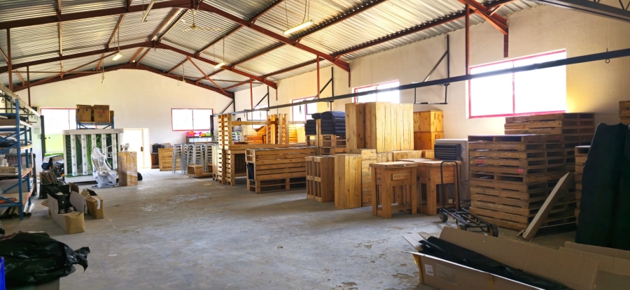  Bedroom Property for Sale in Mnandi Gauteng
