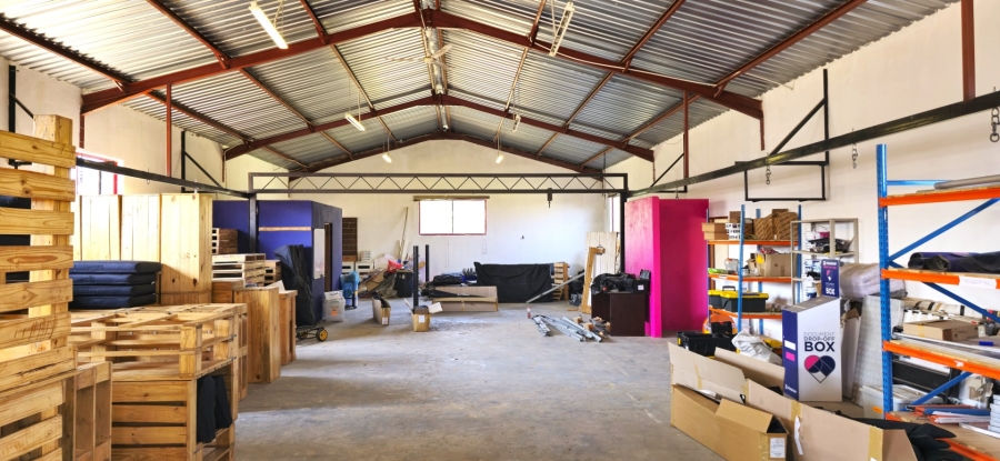  Bedroom Property for Sale in Mnandi Gauteng