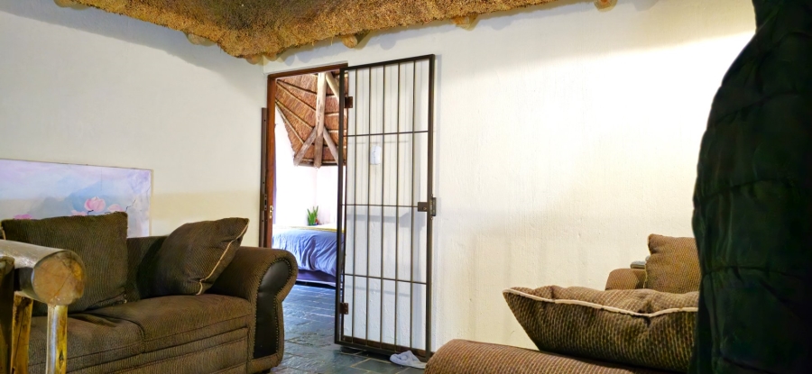  Bedroom Property for Sale in Mnandi Gauteng