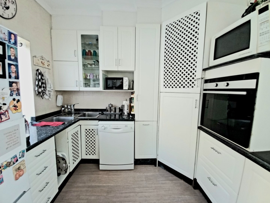 3 Bedroom Property for Sale in Eden Glen Gauteng