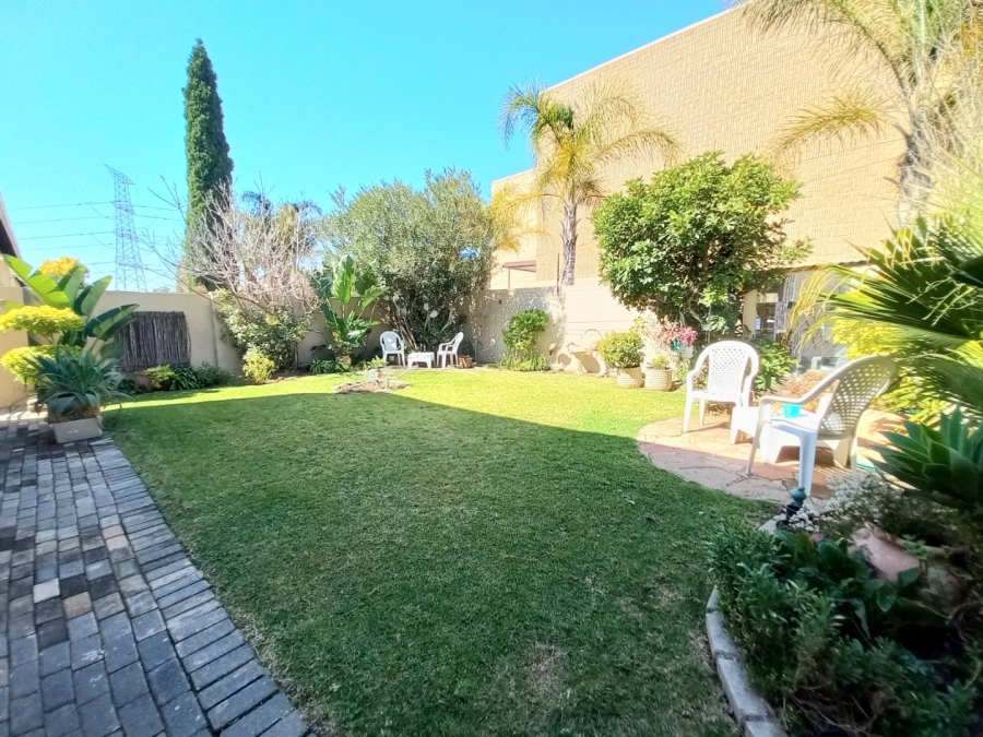 3 Bedroom Property for Sale in Eden Glen Gauteng