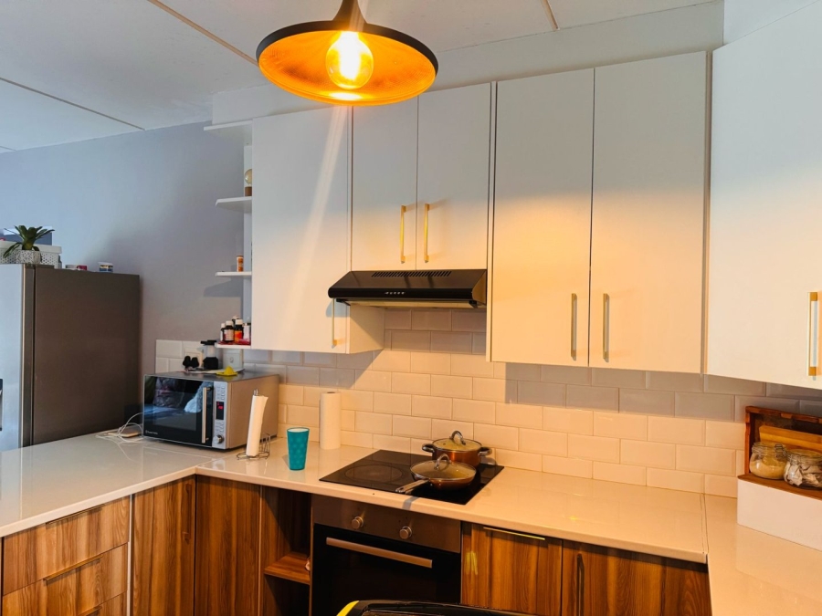 2 Bedroom Property for Sale in Bloubosrand Gauteng