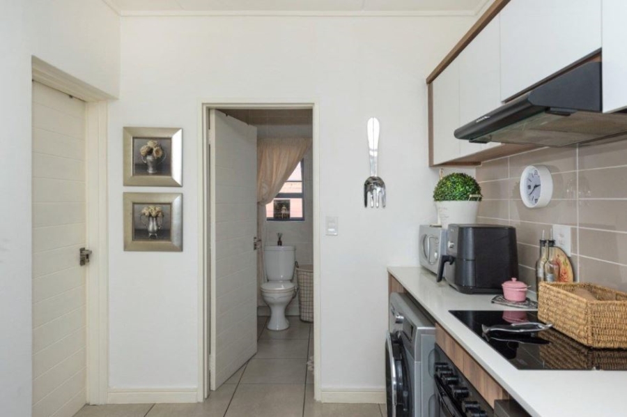 1 Bedroom Property for Sale in Linbro Park Gauteng