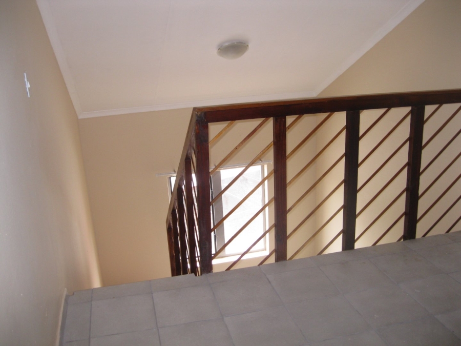 To Let 1 Bedroom Property for Rent in Riviera Gauteng