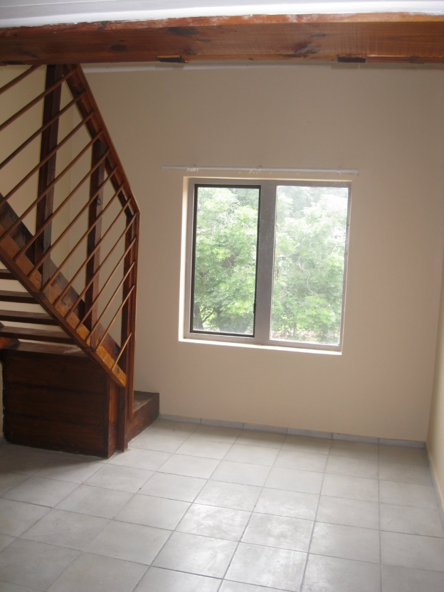 To Let 1 Bedroom Property for Rent in Riviera Gauteng
