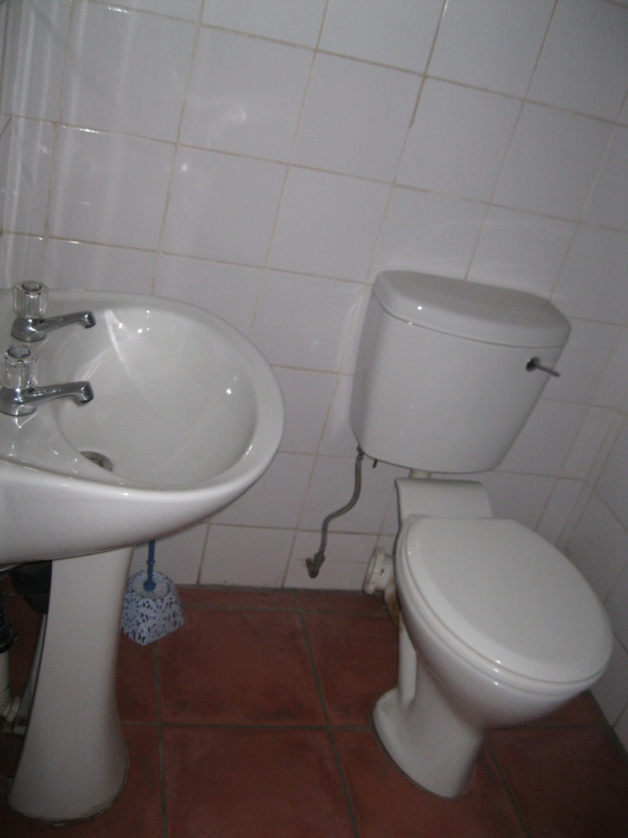 To Let 1 Bedroom Property for Rent in Riviera Gauteng