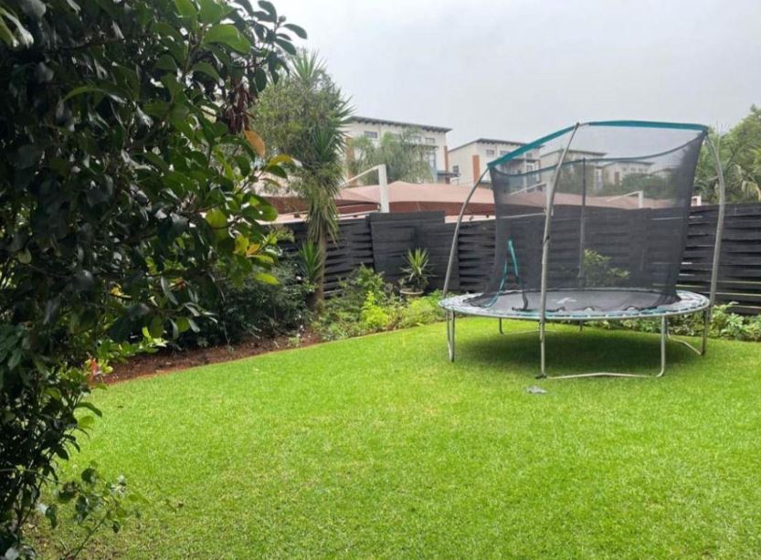 3 Bedroom Property for Sale in Greenstone Hill Gauteng