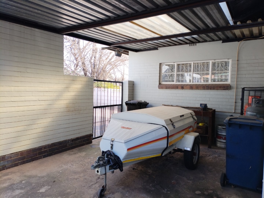 3 Bedroom Property for Sale in Selection Park Gauteng