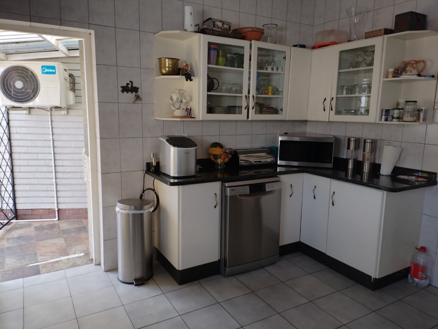 3 Bedroom Property for Sale in Selection Park Gauteng