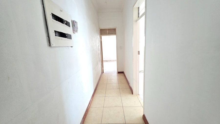 To Let commercial Property for Rent in Laudium Gauteng