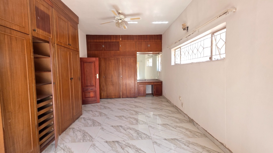 To Let commercial Property for Rent in Laudium Gauteng