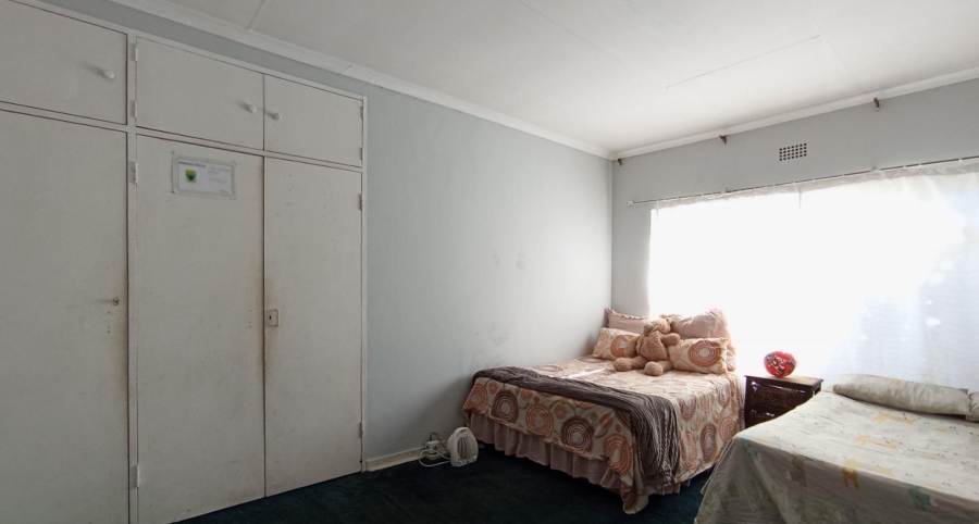 7 Bedroom Property for Sale in Elsburg Gauteng