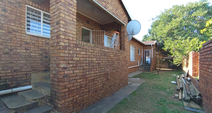 7 Bedroom Property for Sale in Elsburg Gauteng