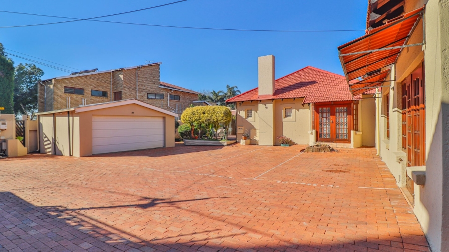 3 Bedroom Property for Sale in Bedfordview Gauteng