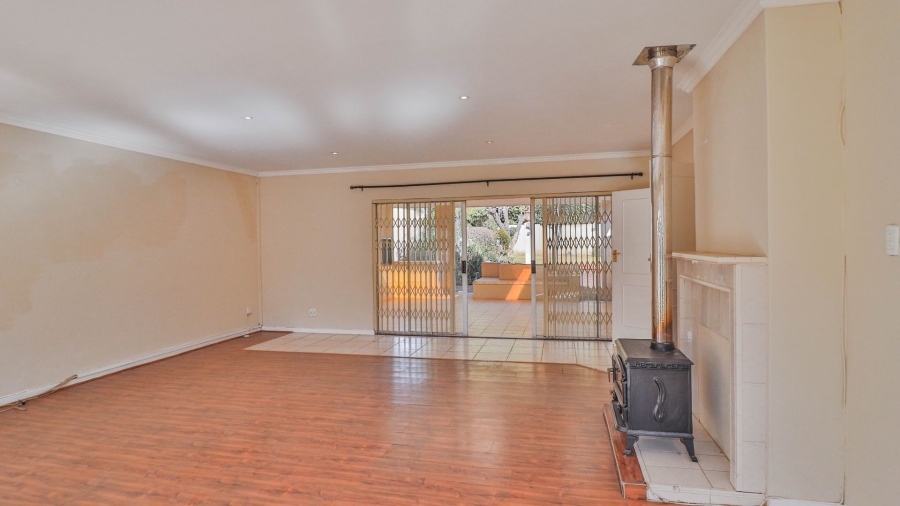 3 Bedroom Property for Sale in Bedfordview Gauteng