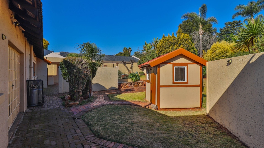 3 Bedroom Property for Sale in Bedfordview Gauteng