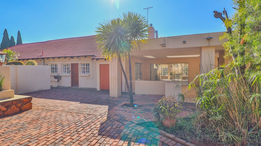 3 Bedroom Property for Sale in Bedfordview Gauteng
