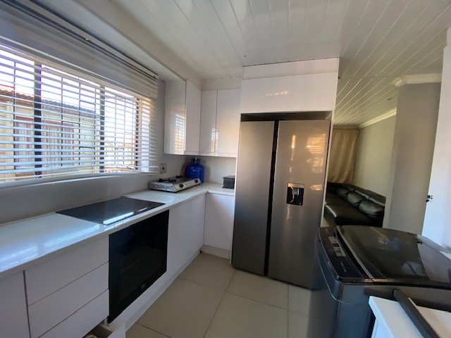 To Let 2 Bedroom Property for Rent in Kwa Thema Gauteng