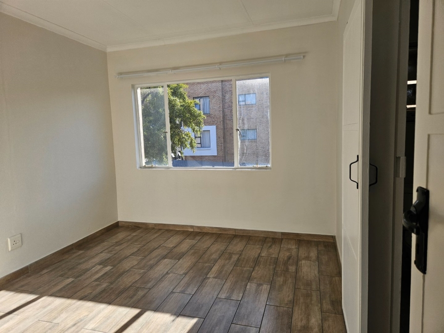 To Let 2 Bedroom Property for Rent in Noordhang Gauteng