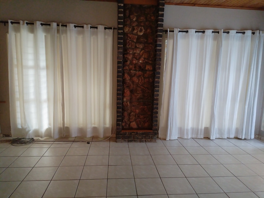 3 Bedroom Property for Sale in Edelweiss Gauteng