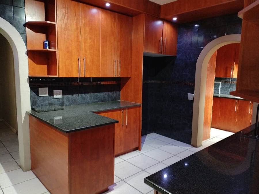 3 Bedroom Property for Sale in Edelweiss Gauteng