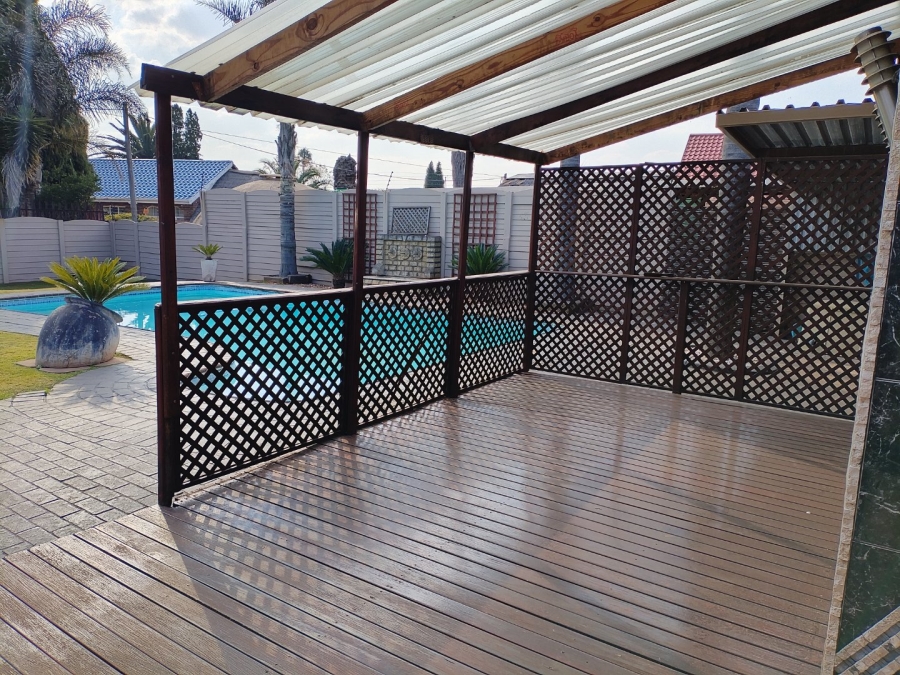 3 Bedroom Property for Sale in Edelweiss Gauteng