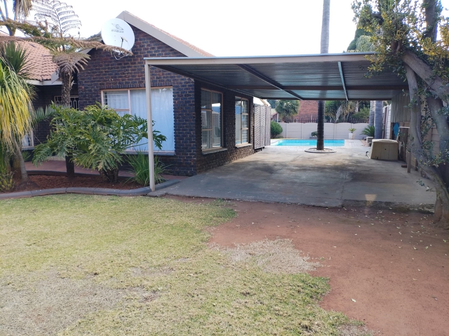 3 Bedroom Property for Sale in Edelweiss Gauteng