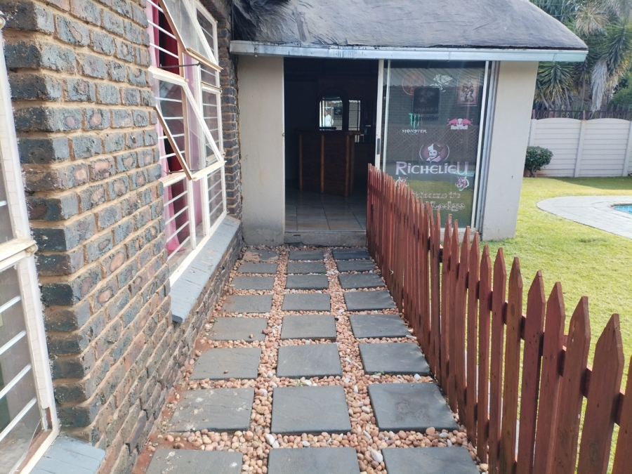 3 Bedroom Property for Sale in Edelweiss Gauteng