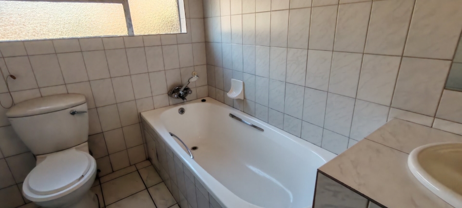 To Let 3 Bedroom Property for Rent in Celtisdal Gauteng