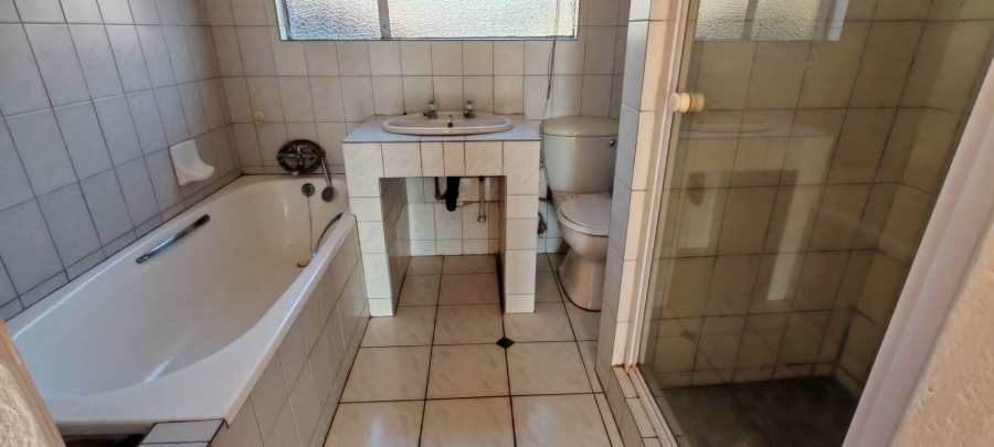 To Let 3 Bedroom Property for Rent in Celtisdal Gauteng