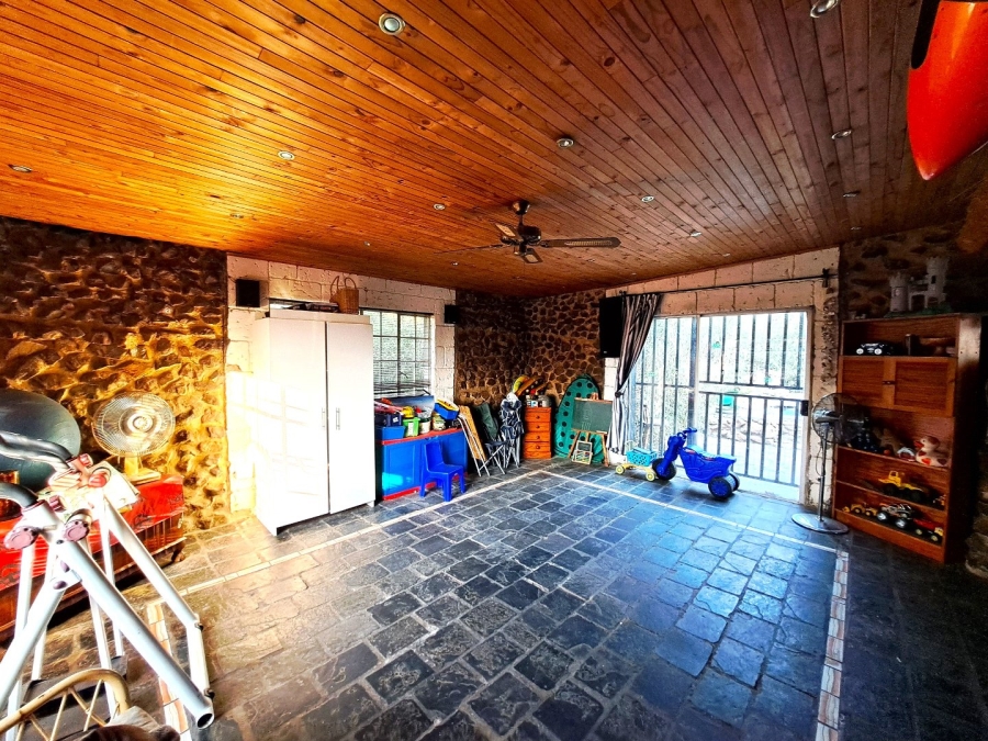 3 Bedroom Property for Sale in Helderstrome AH Gauteng