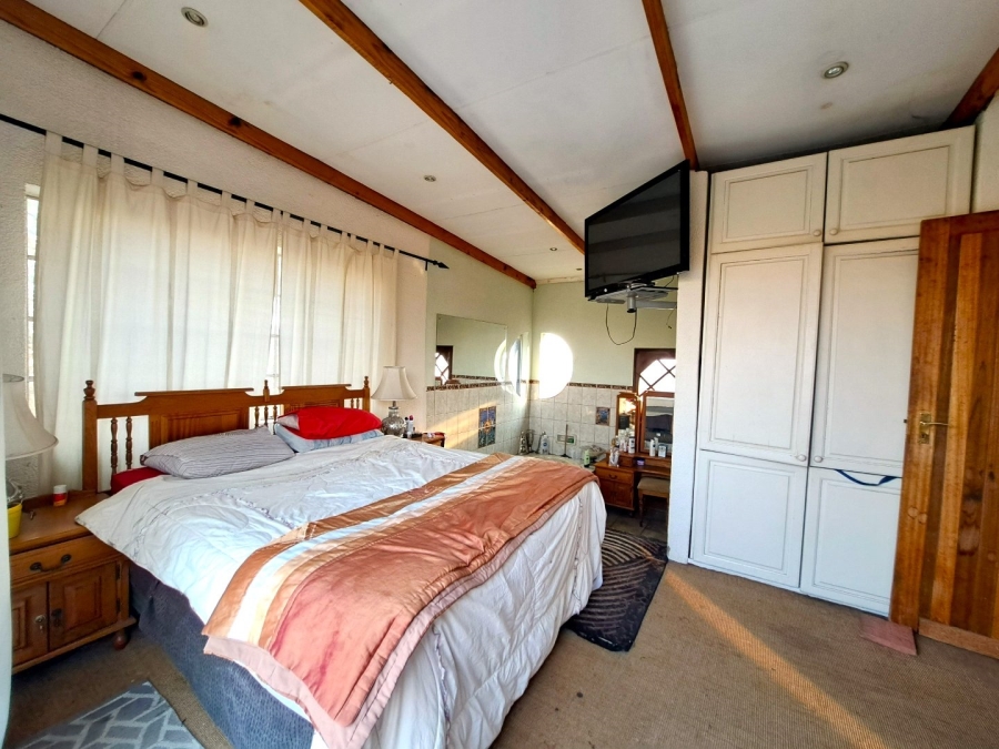 3 Bedroom Property for Sale in Helderstrome AH Gauteng