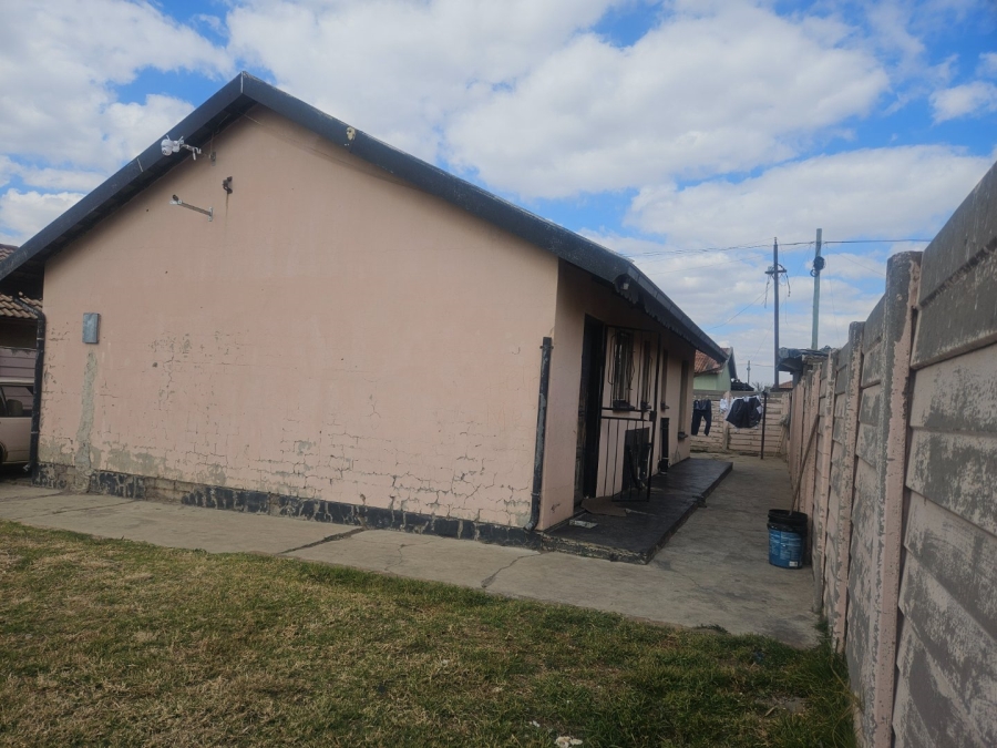 3 Bedroom Property for Sale in Daveyton Gauteng