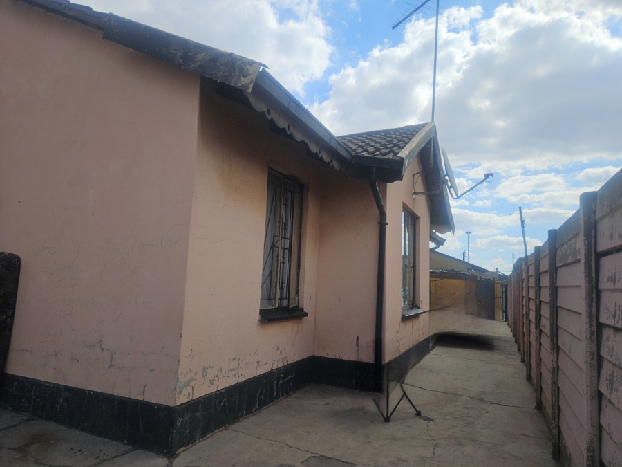 3 Bedroom Property for Sale in Daveyton Gauteng