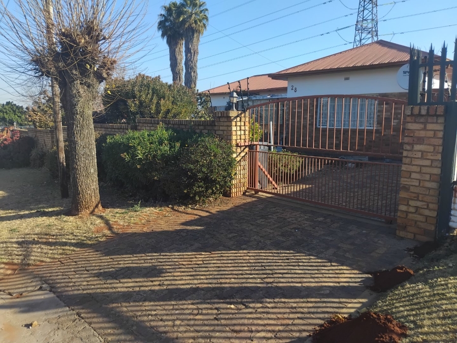 3 Bedroom Property for Sale in Primrose Hill Gauteng