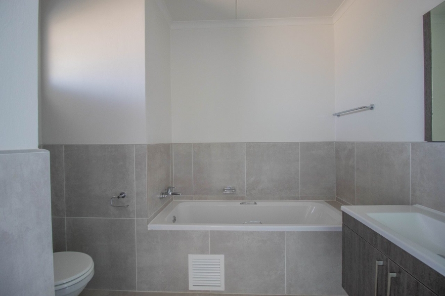 3 Bedroom Property for Sale in Lilianton Gauteng
