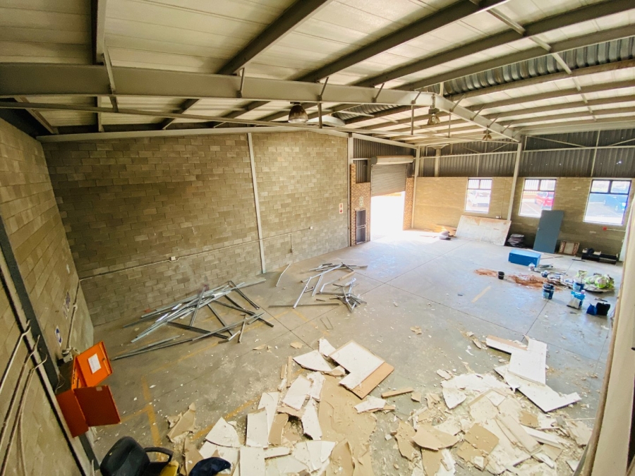 To Let commercial Property for Rent in Honeydew Gauteng