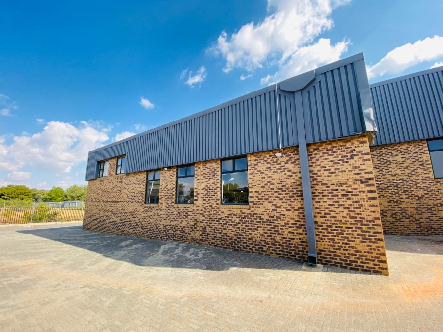 To Let commercial Property for Rent in Honeydew Gauteng