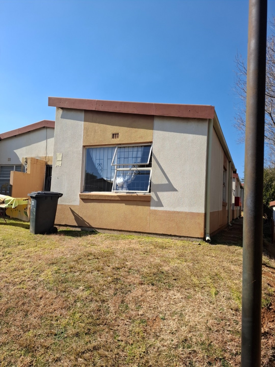 To Let 3 Bedroom Property for Rent in Ridgeway Gauteng