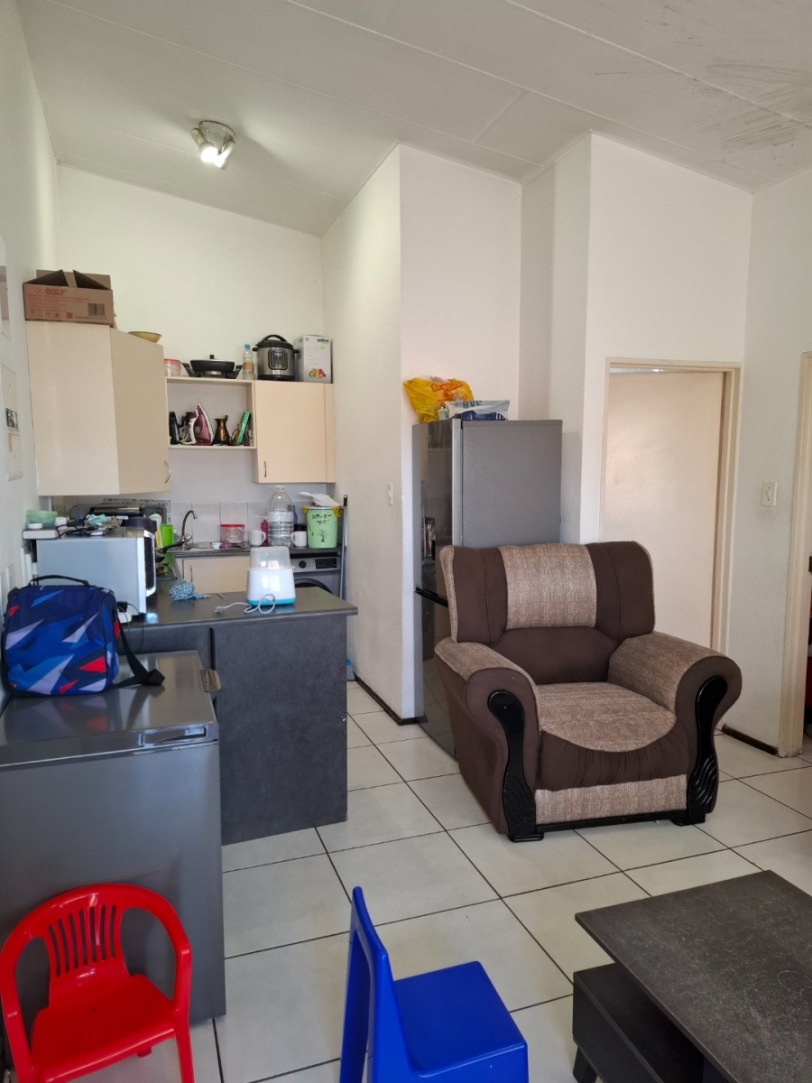 To Let 3 Bedroom Property for Rent in Ridgeway Gauteng