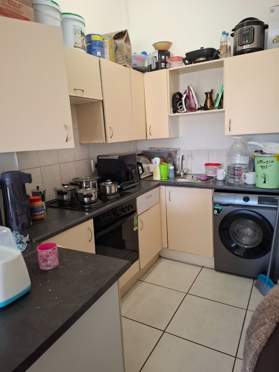 To Let 3 Bedroom Property for Rent in Ridgeway Gauteng