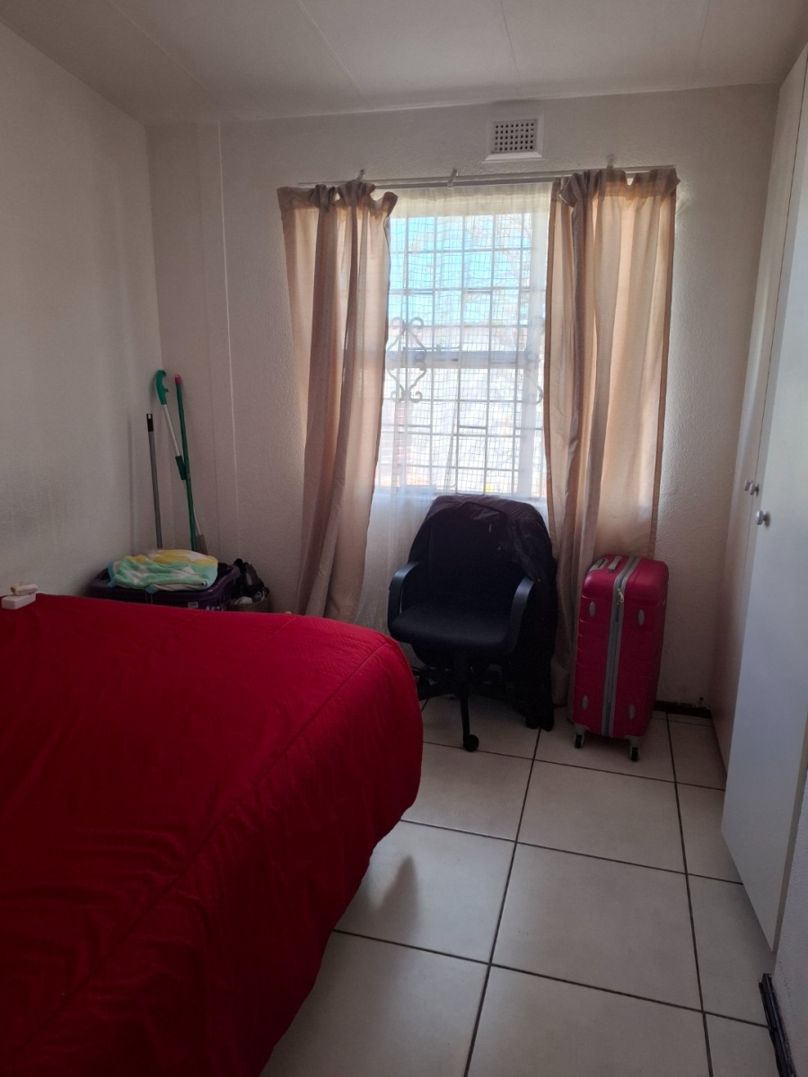 To Let 3 Bedroom Property for Rent in Ridgeway Gauteng