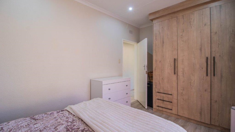 4 Bedroom Property for Sale in Birchleigh North Gauteng