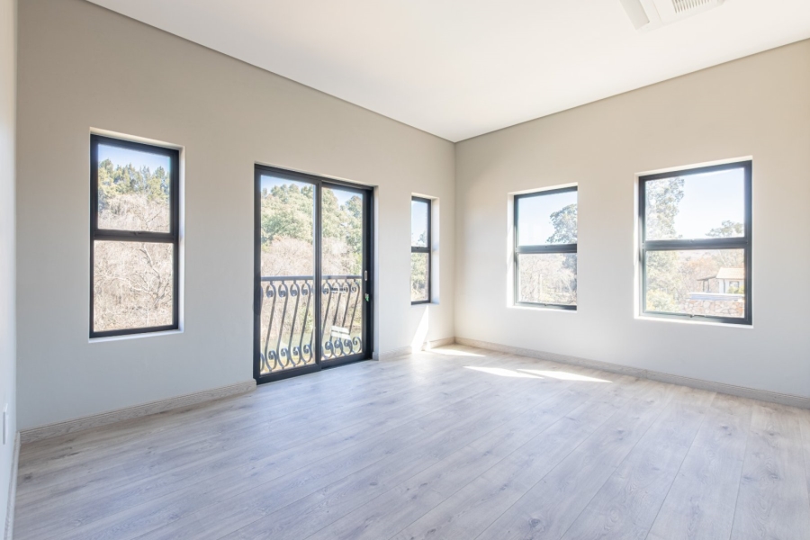 5 Bedroom Property for Sale in Avianto Estates Gauteng