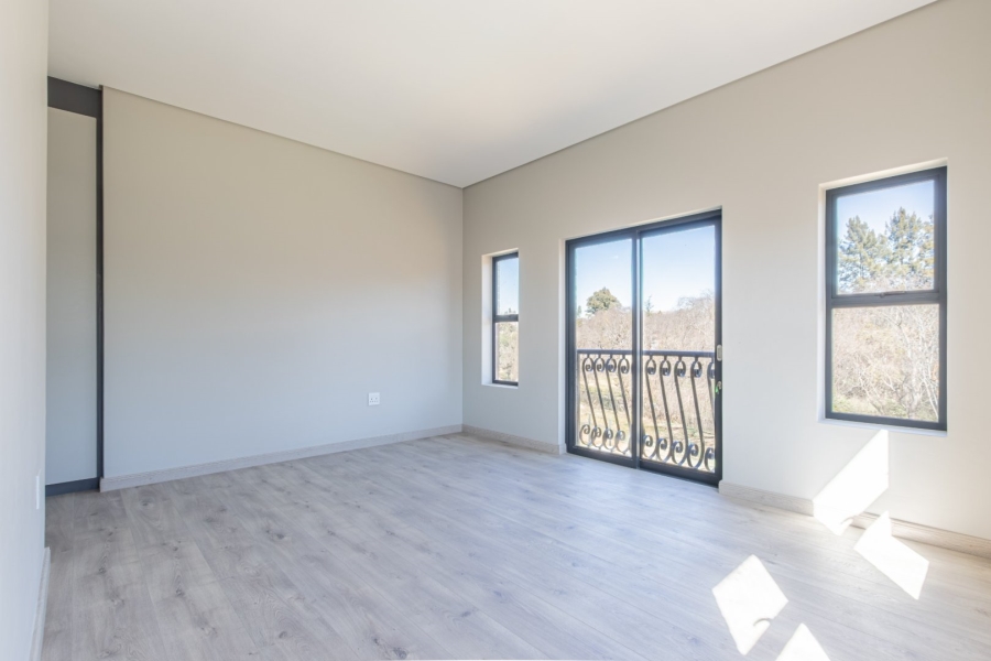 5 Bedroom Property for Sale in Avianto Estates Gauteng
