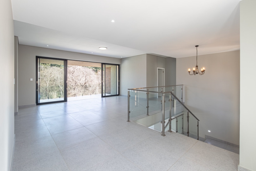5 Bedroom Property for Sale in Avianto Estates Gauteng